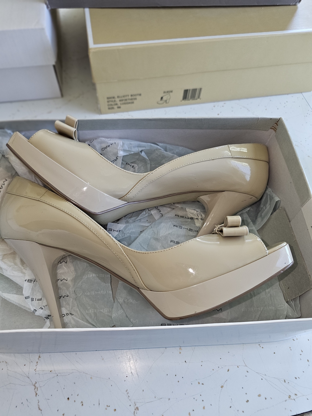 Marc Fisher Beige Patent Bow Platform Pumps